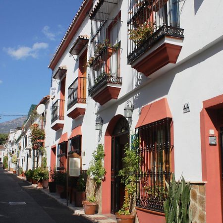 Hostal El Gallo Marbella Exterior photo