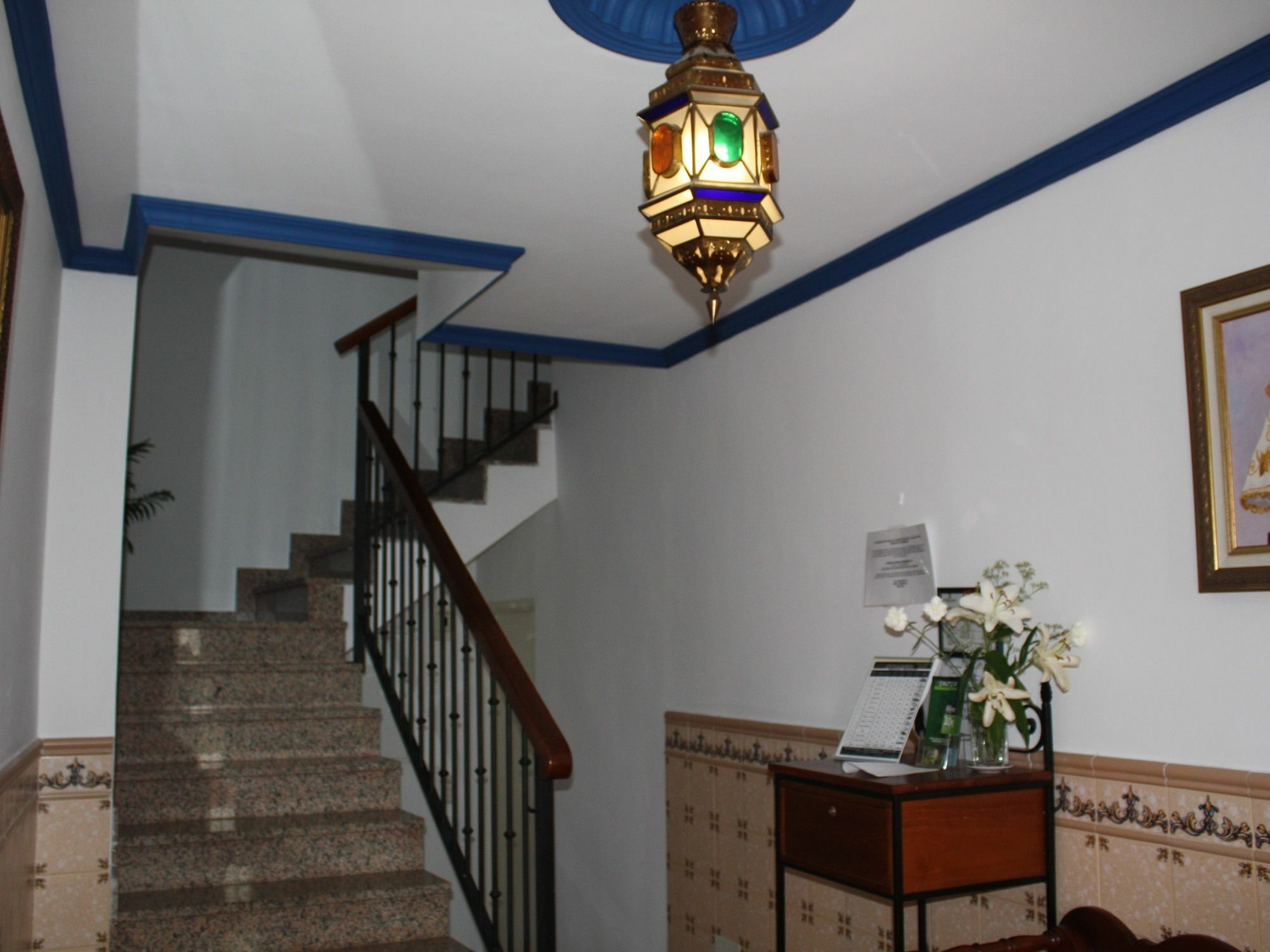 Hostal El Gallo Marbella Exterior photo