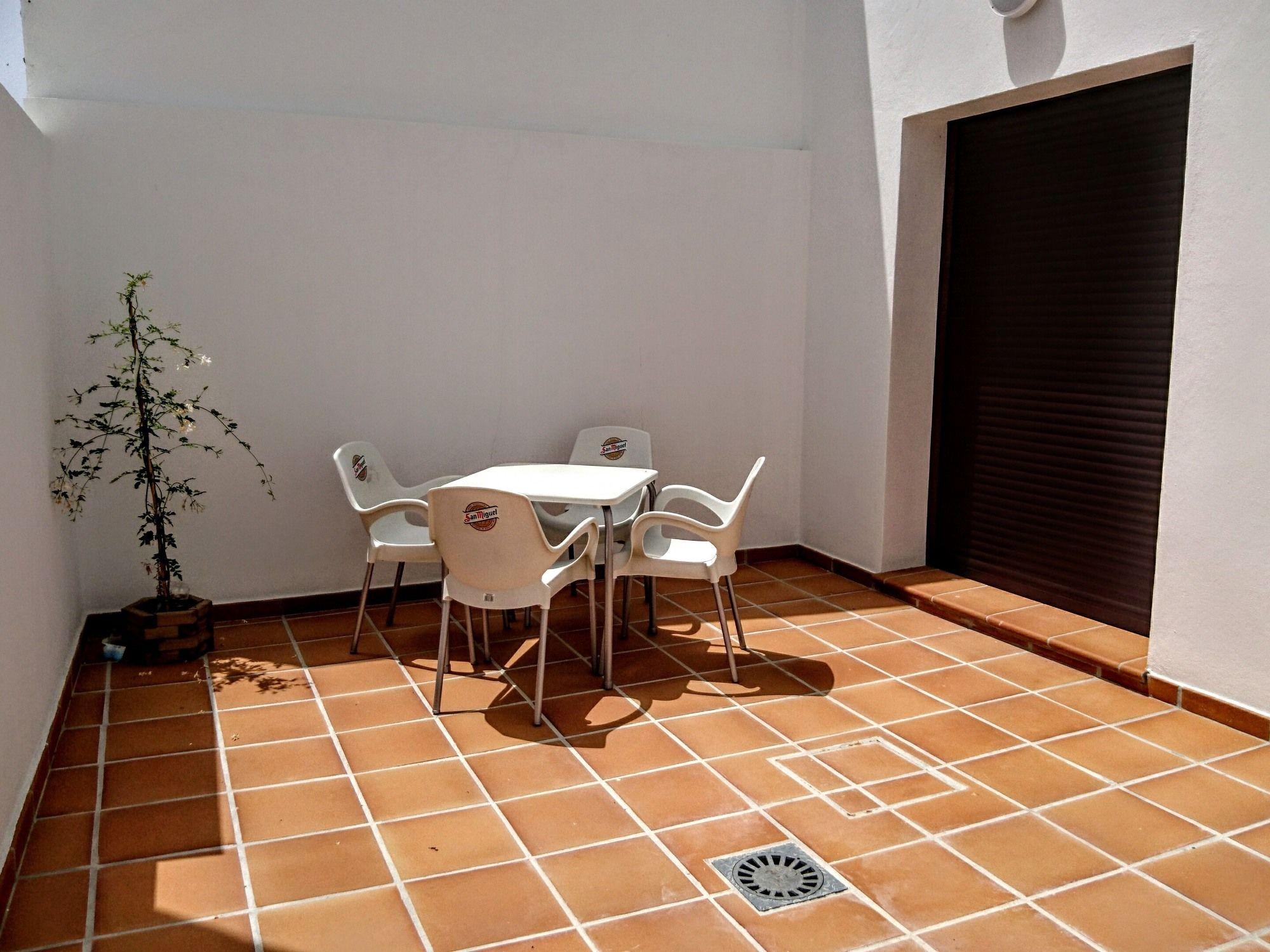 Hostal El Gallo Marbella Exterior photo
