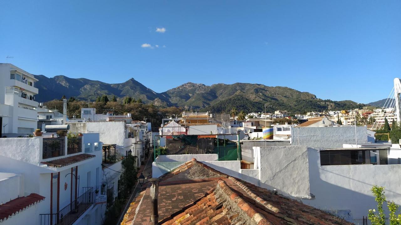 Hostal El Gallo Marbella Exterior photo