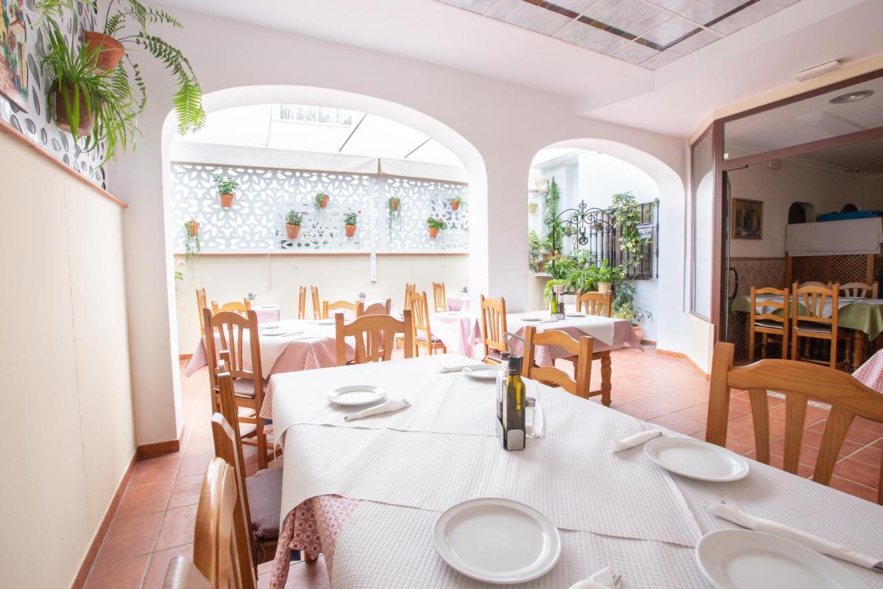 Hostal El Gallo Marbella Exterior photo