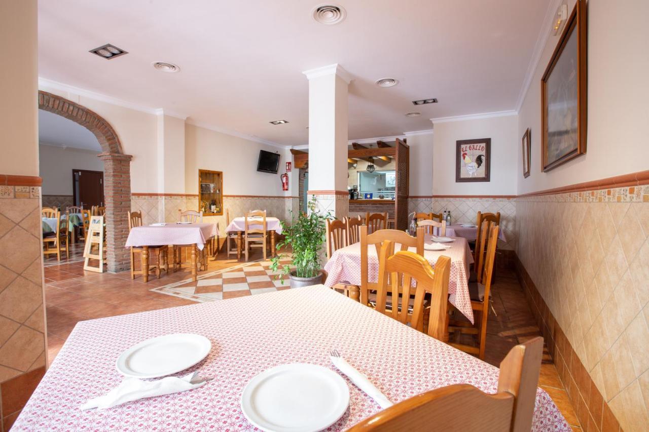 Hostal El Gallo Marbella Exterior photo